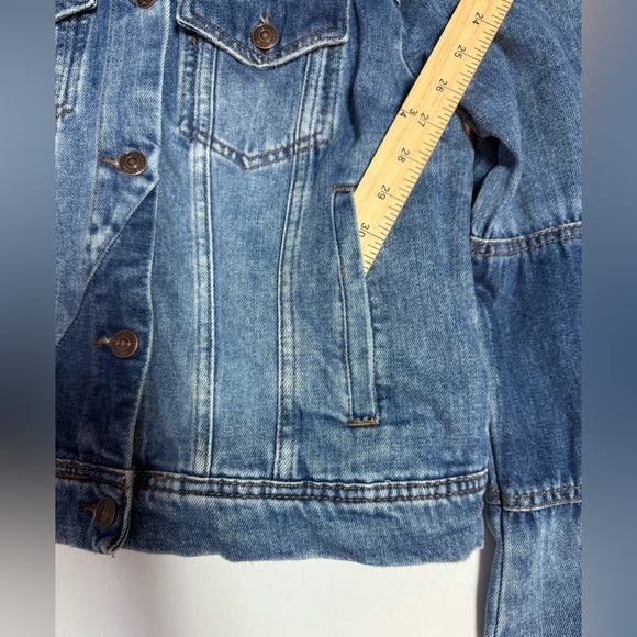 Free People Rumors Blue Denim patchwork Women's cropped Jean Jacket S - Picture 11 of 16